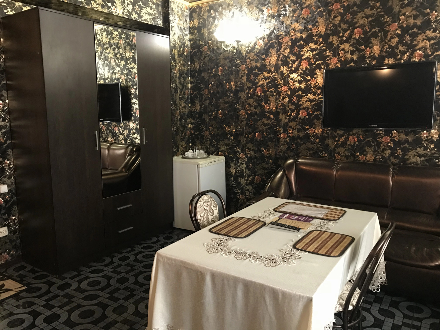 Отель Меценат