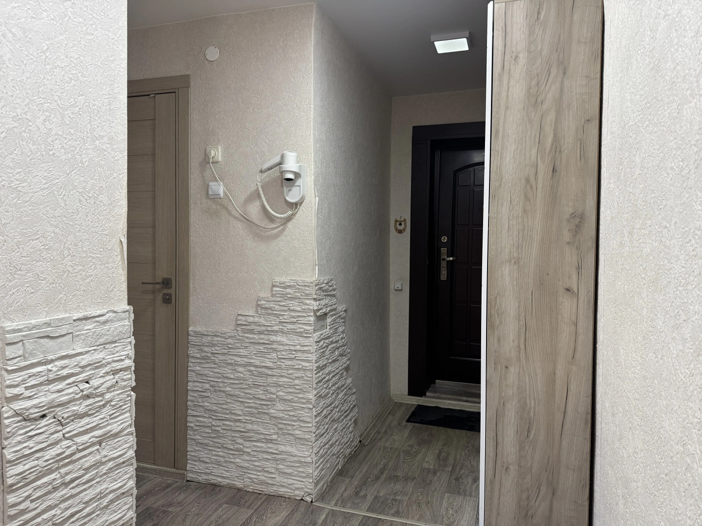 Квартира Трёхкомнатная Квартира Невьянск Цементный