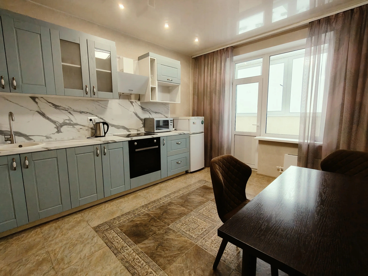 Квартира Большая с видом на реку