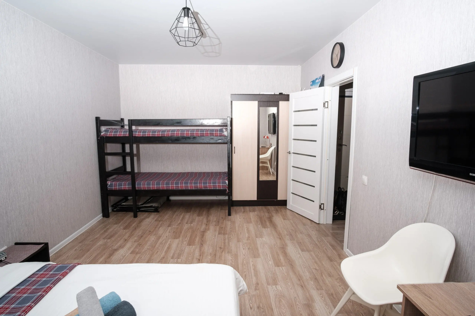 Квартира Уютная на Севастьянова