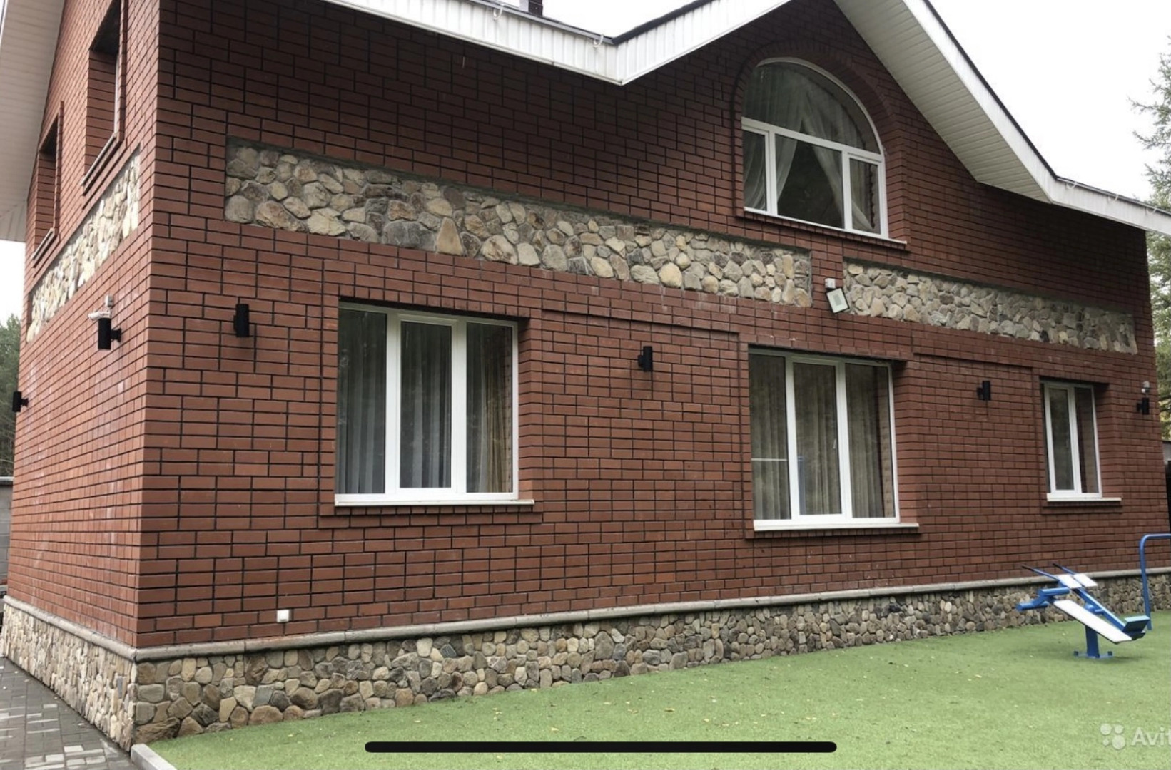 Гостевой Дом Коттедж на Горнолыжной 37а