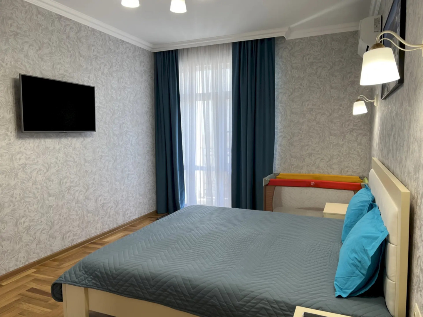 Квартира 310  в центре на первой береговой линии