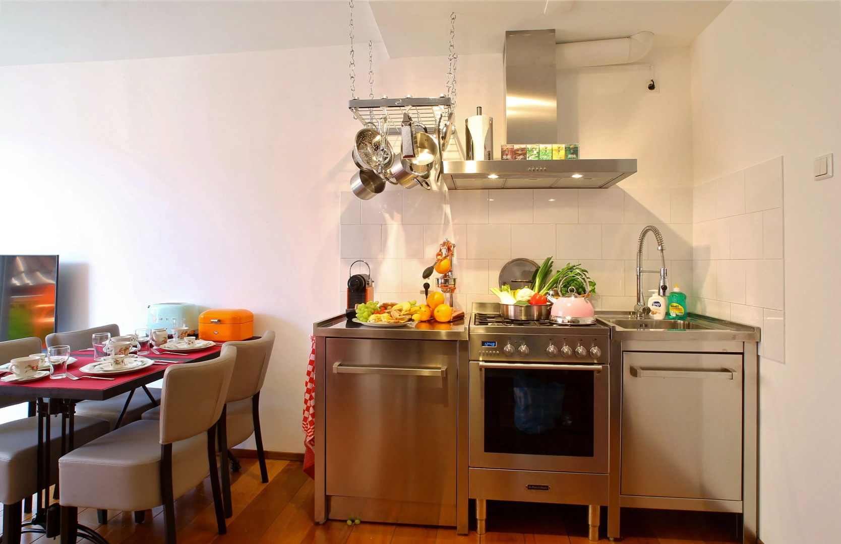 Апартаменты Luxury Apartments Delft Suites