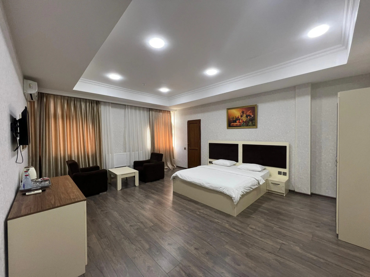 Bulvar Inn Hotel