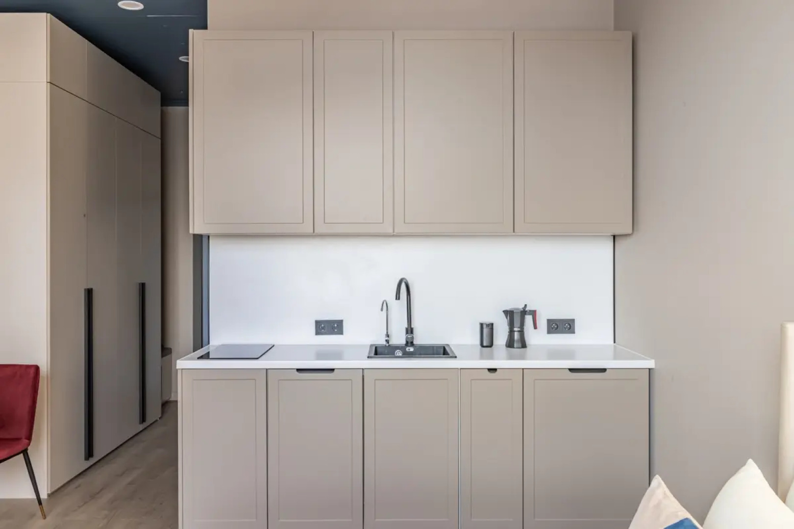 Квартира Moscow Deluxe Apartments Alcon Tower