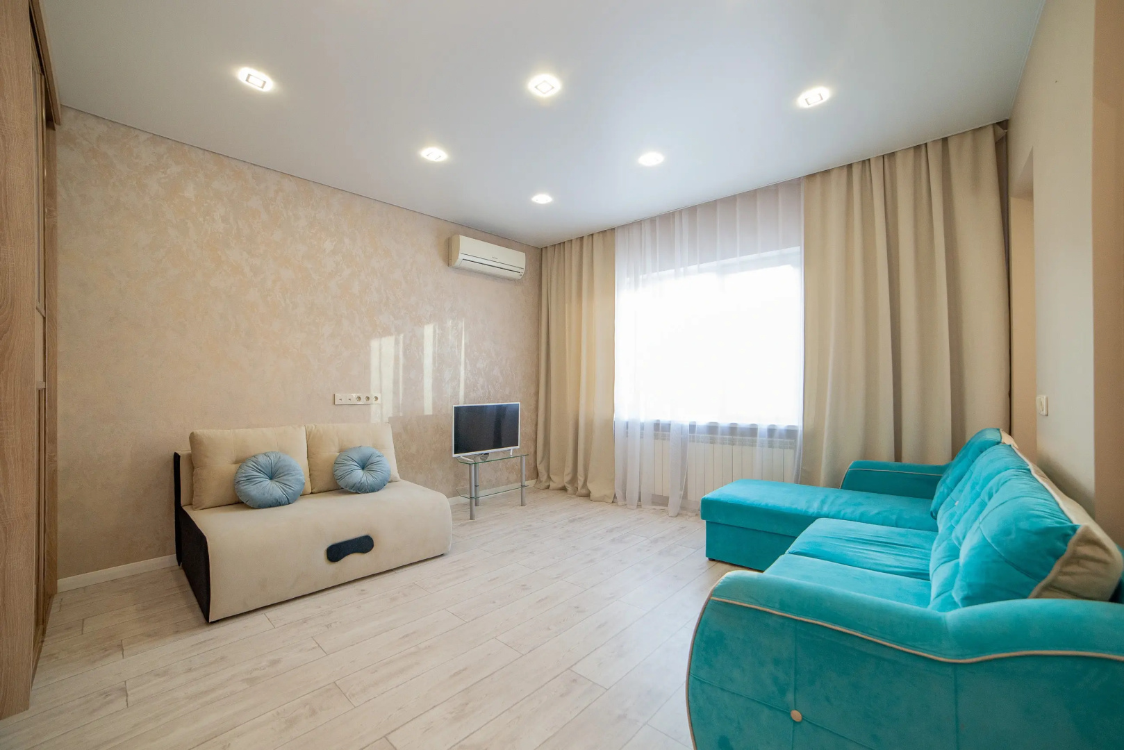 Квартира двухкомнатная BeGuest на Хохрякова