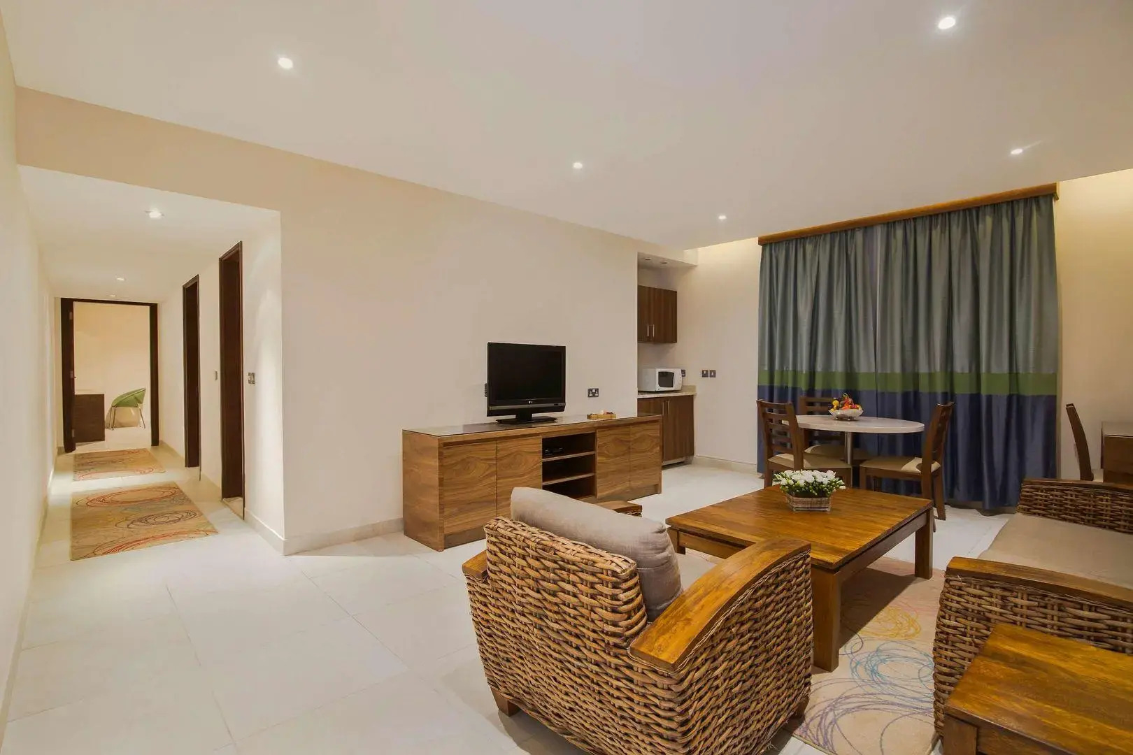 The Palms Beach Hotel And Spa