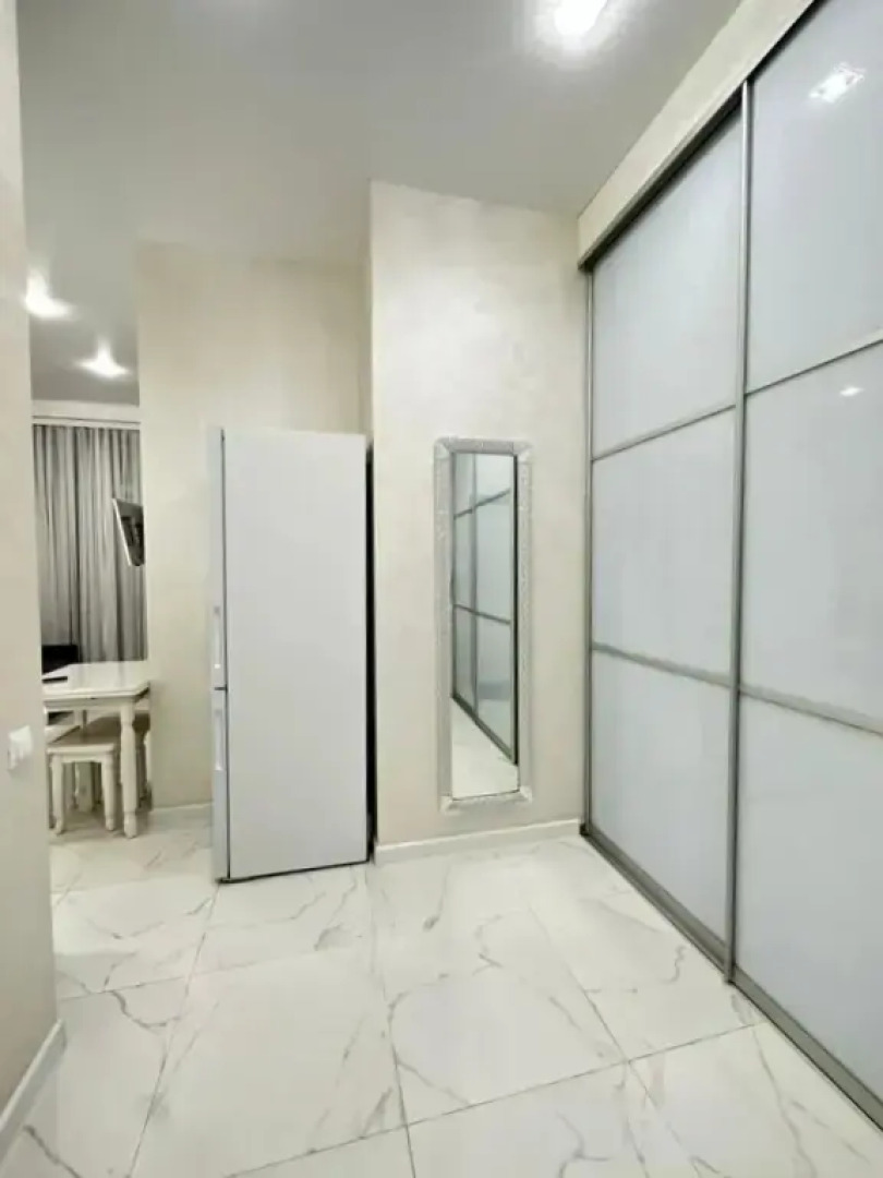 Море квартир уютная студия с панорамными окнами в центре Адлера 6