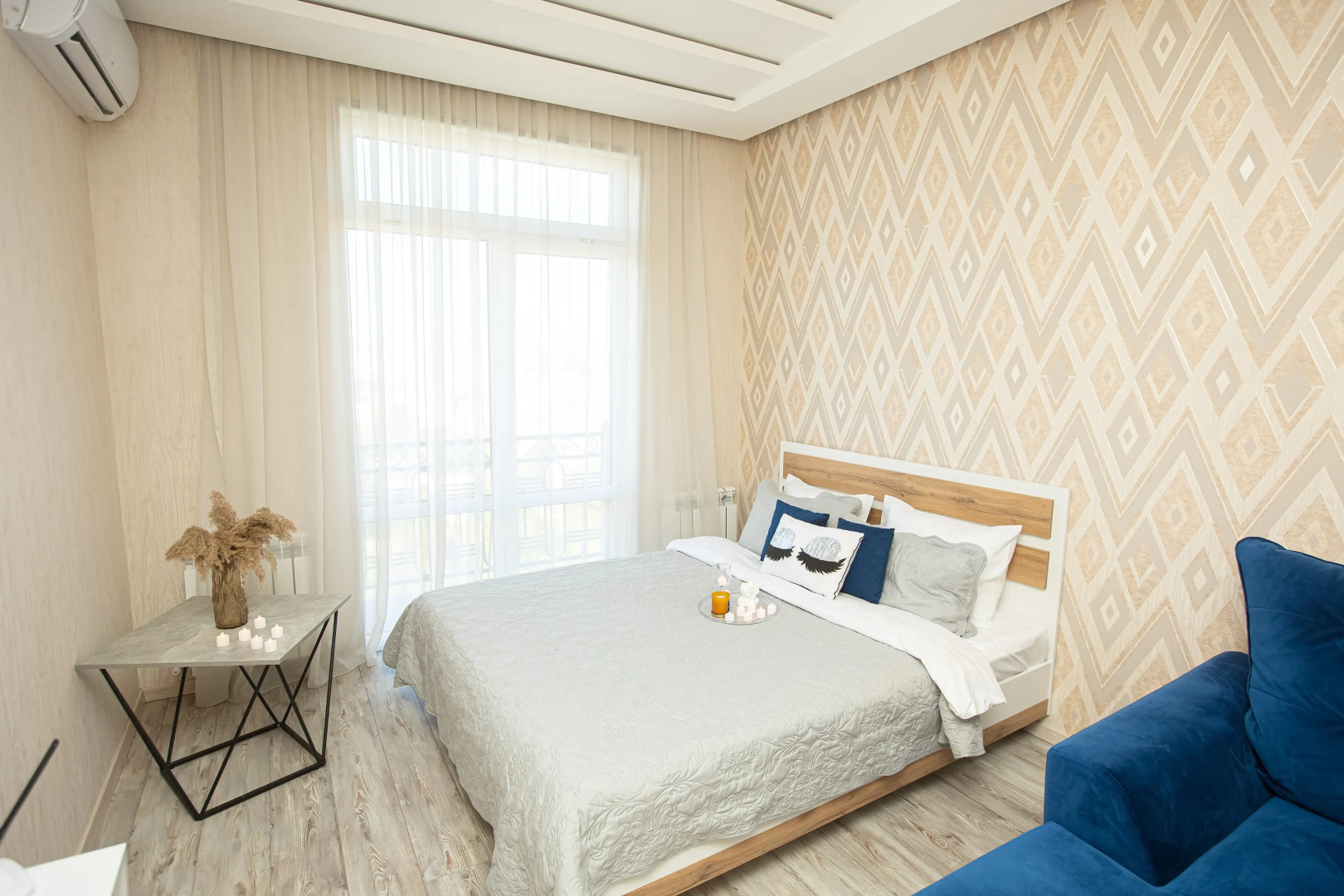 Апартаменты в центре с видом на город