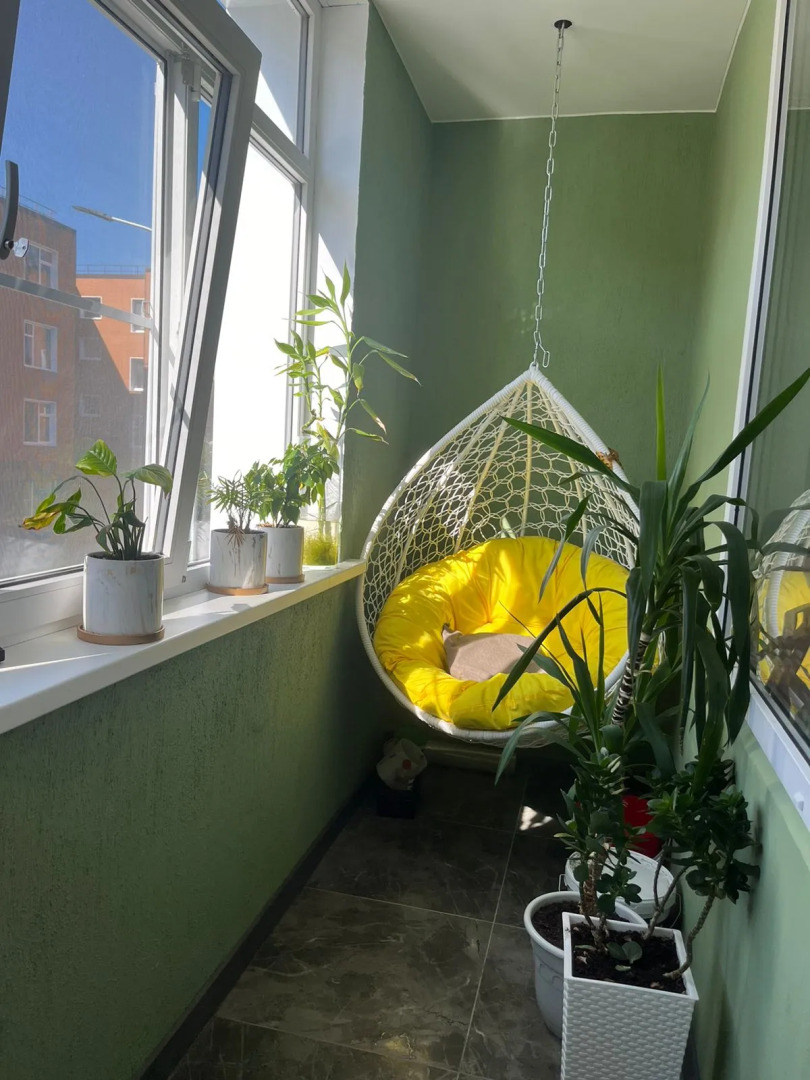 Квартира современная трехкомнатная в Великом Новгороде