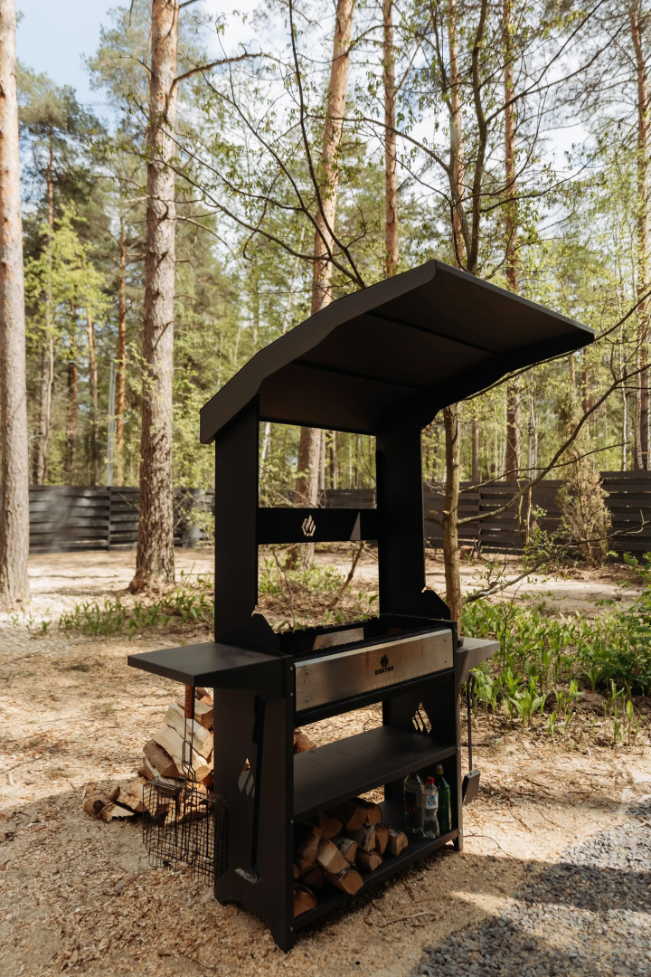 Частный дом Барнхаус в стиле бохо в сосновом лесу