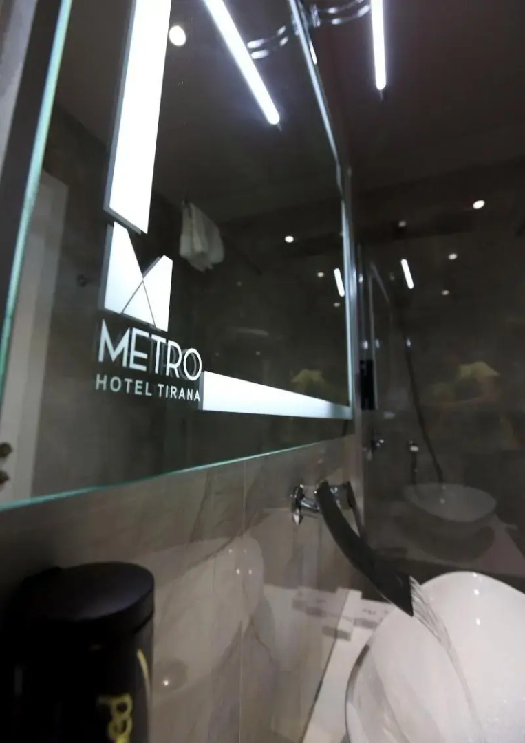 Отель Metro Hotel Tirana