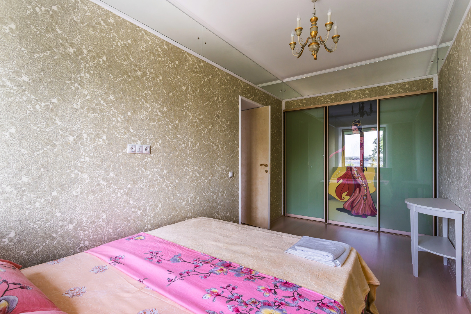 Апартаменты Максима Горького 131