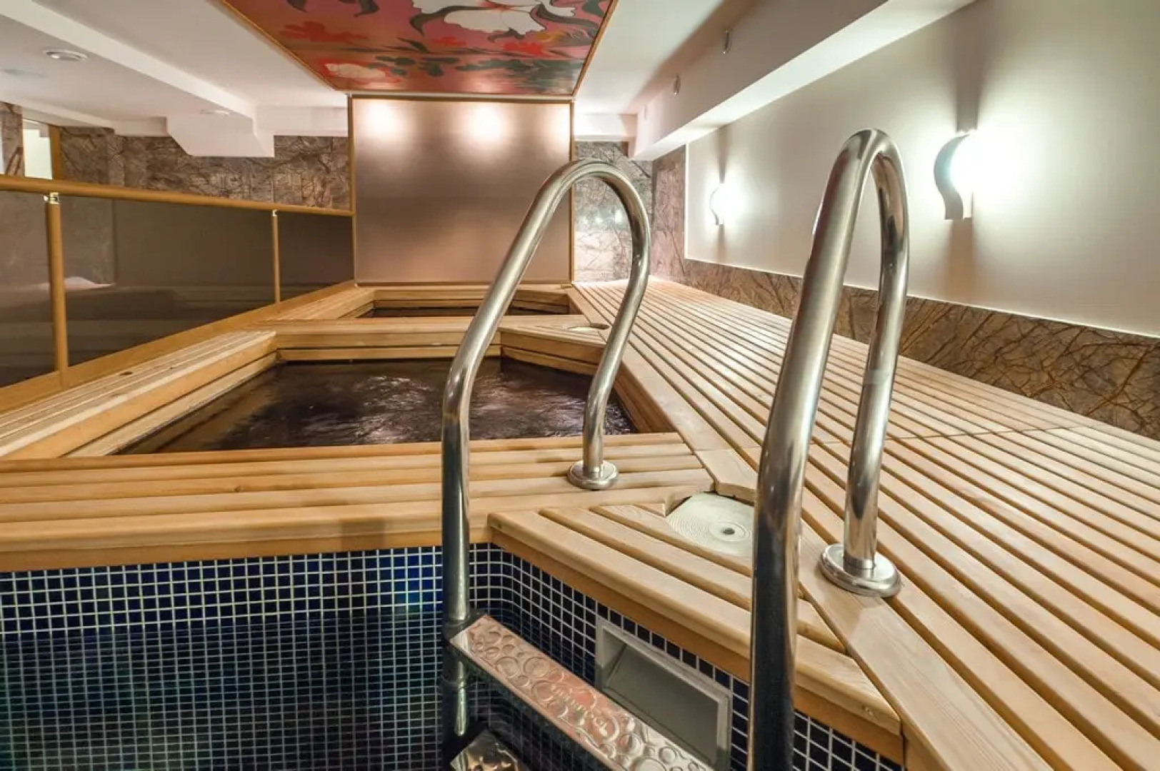 Отель Астарта