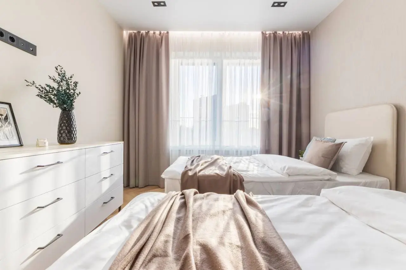 Апартаменты Happy Nova Стильная Трехкомнатная Квартира Рядом с Центром