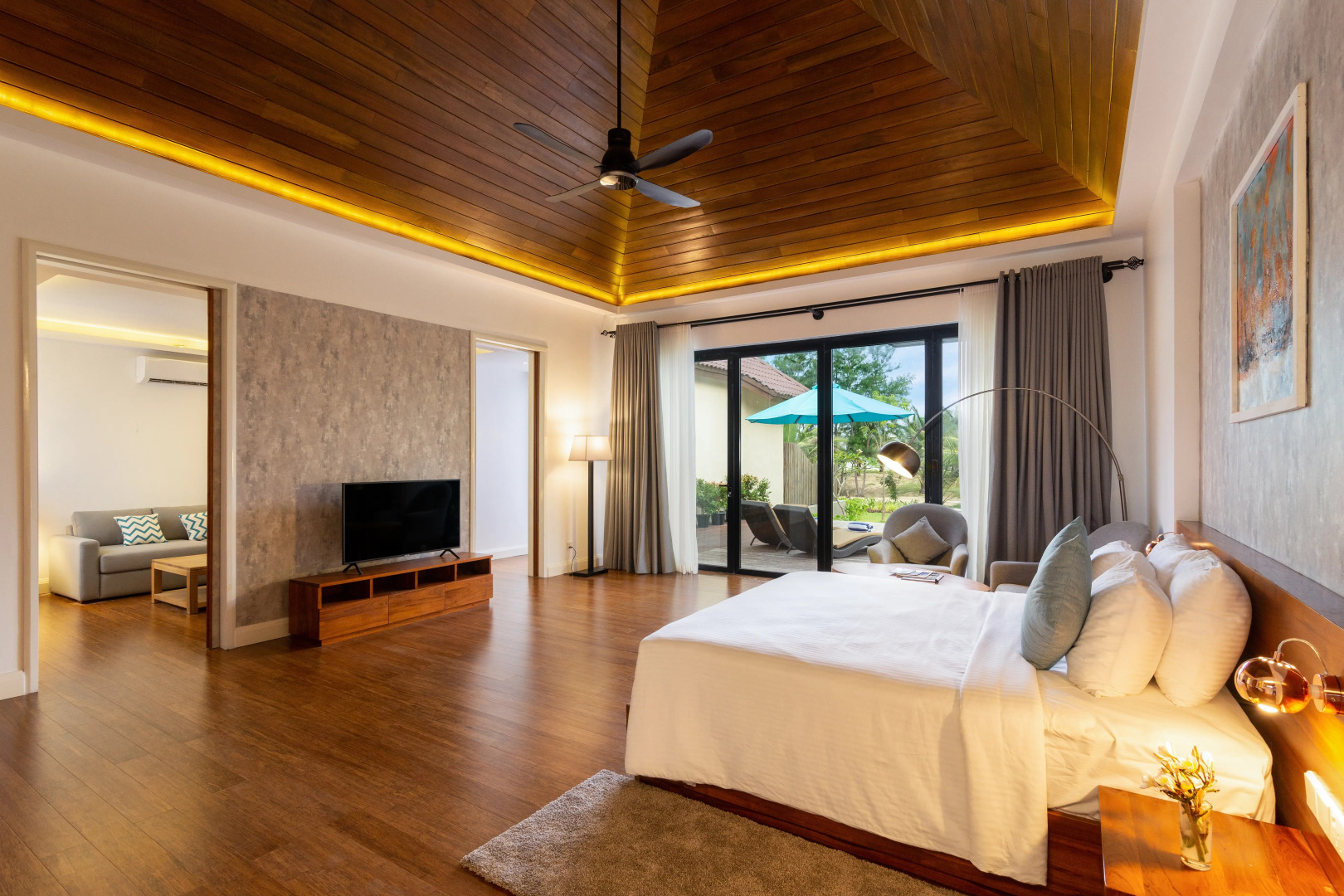 Отель Aprota Villas Arugambay