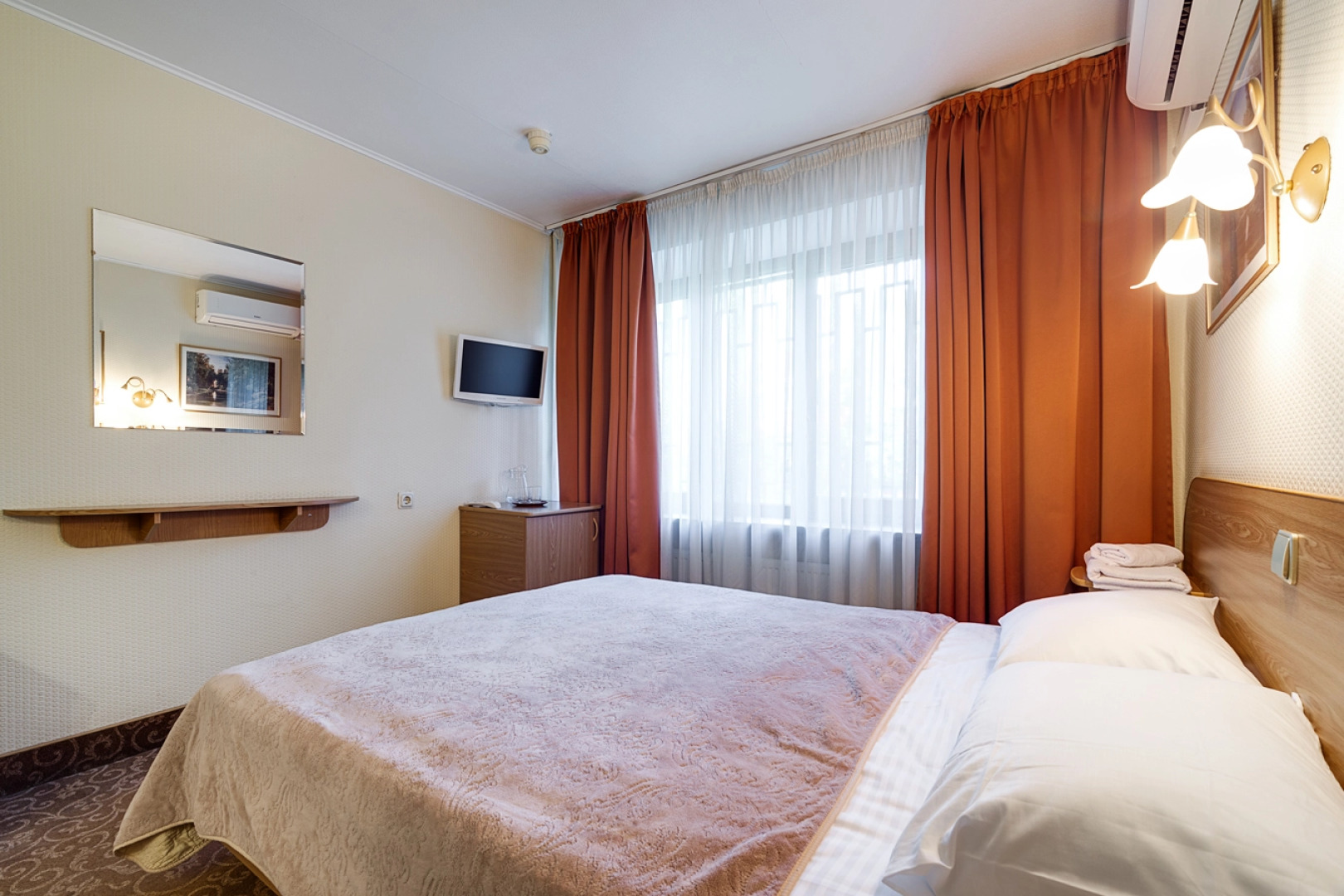 Отель КУ-КУ 2