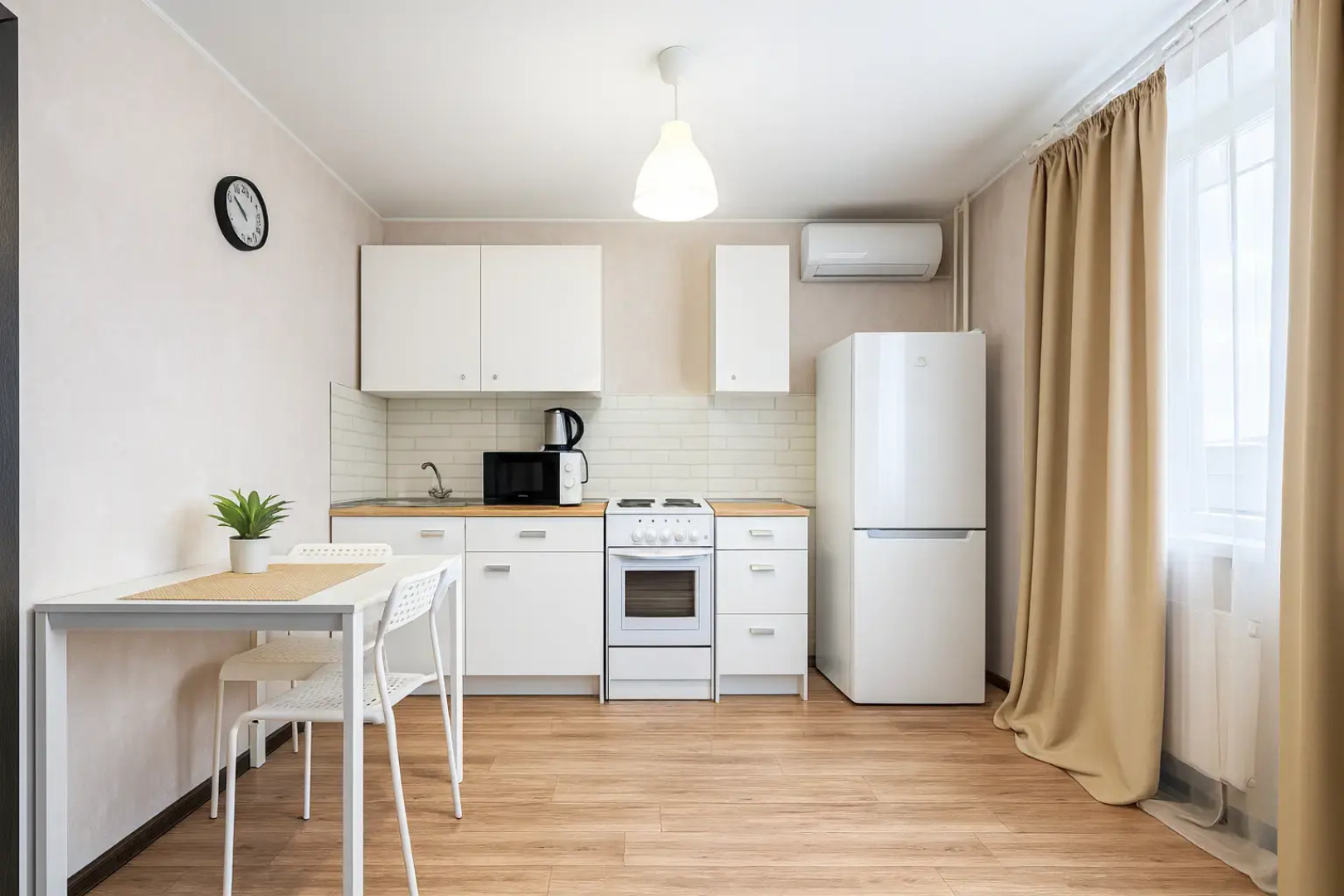 Апартаменты на Андреева 7 ЖК Суворовский