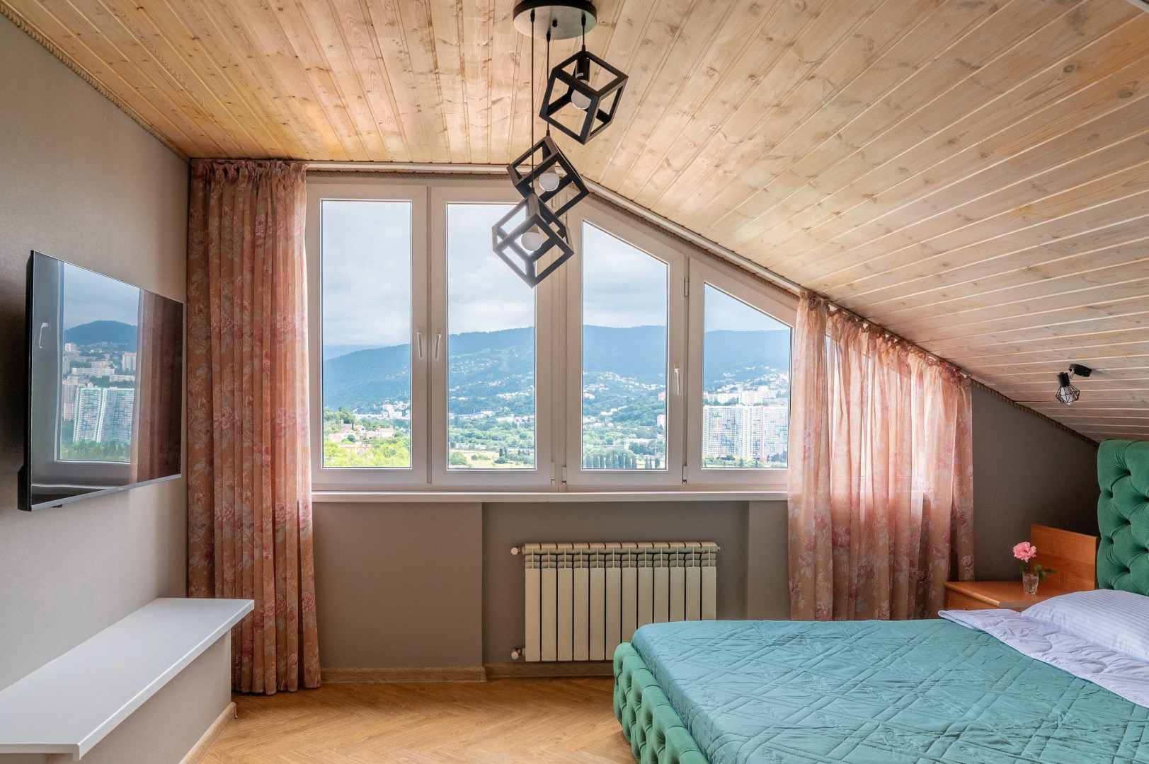 Квартира 130 Кв Метров в Центре Сочи