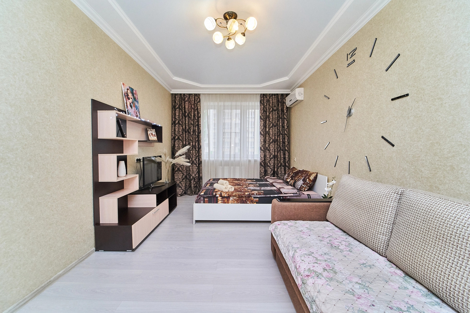 Апартаменты На Улице Героя Сарабеева 3