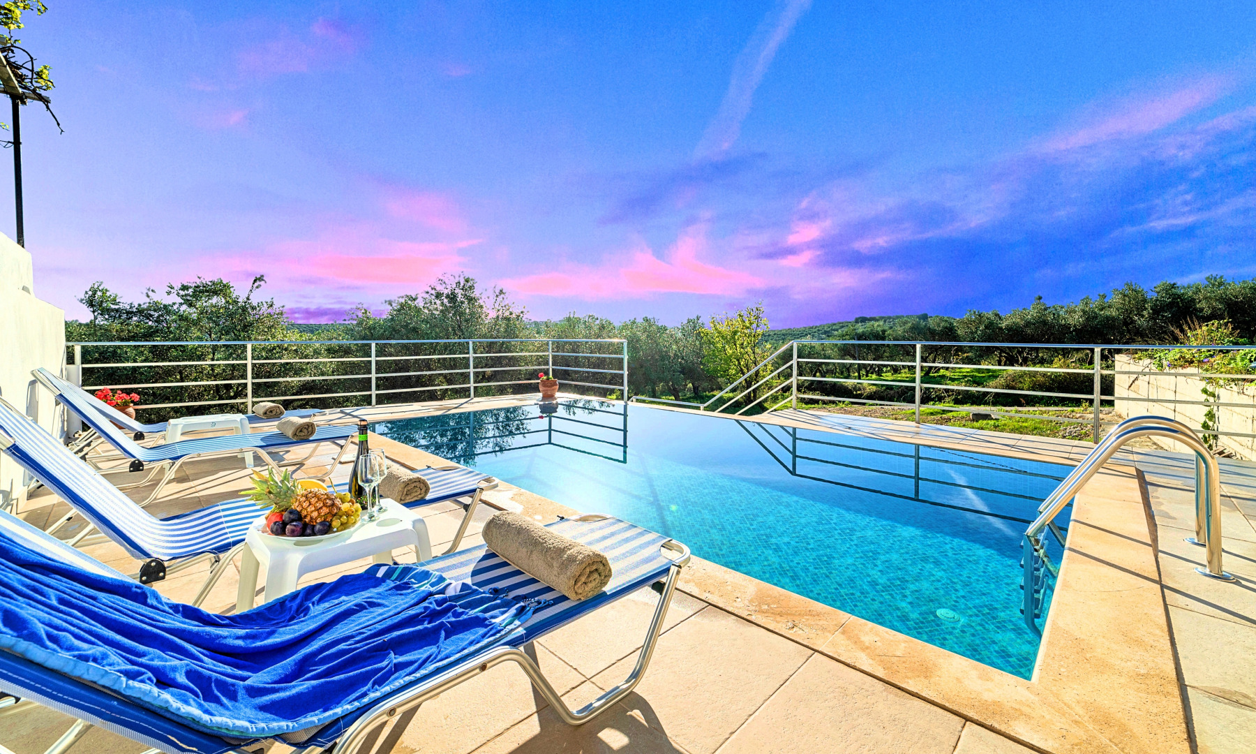 Вилла Cretan Breeze Heated Pool