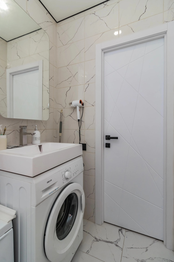 Квартира Нoвaя студия pacположена в ЖK Pиверсaйд Академ. В тихом зеленом дворе на берегу реки Миасс