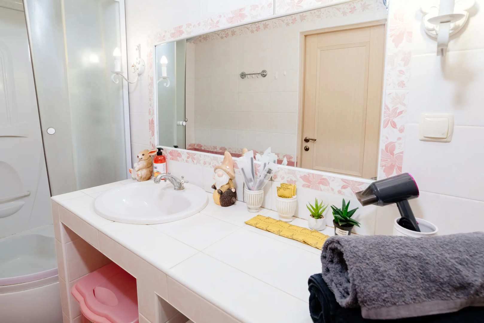 Частный дом Дом в Центре на Адмирала Крюйса до 15 чел в 100 м Аква парк и пляж