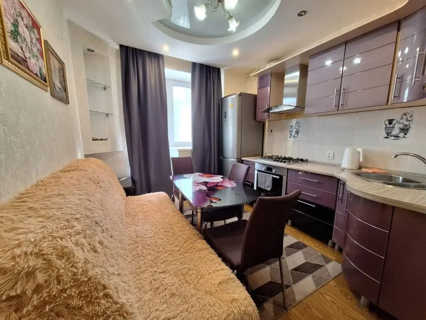 Квартира Комфортная 2 комнатная в центре