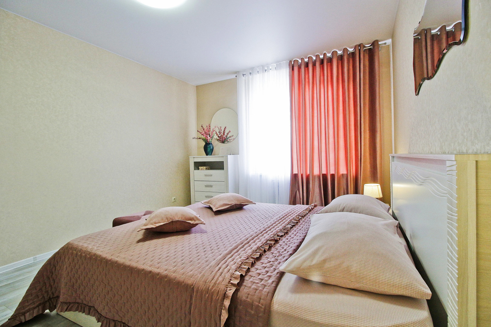 Апартаменты с Видом на Кафедральный Собор 2-комнатные Центр