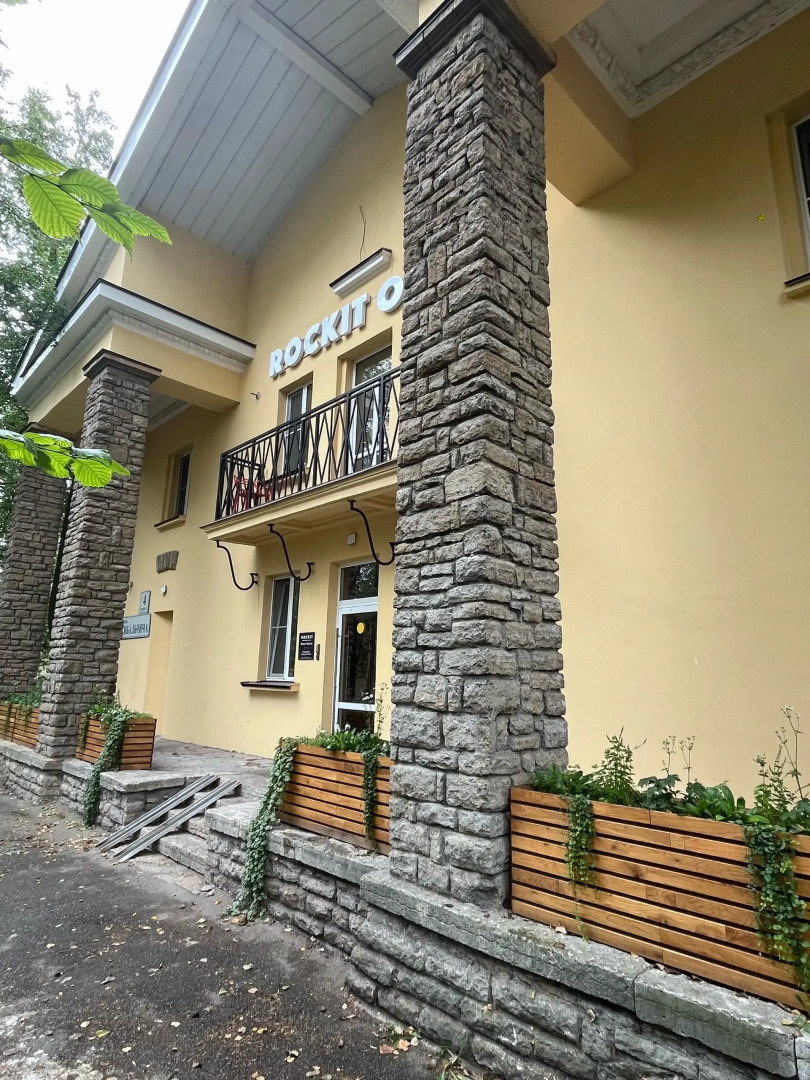 Отель Рокит Хотел