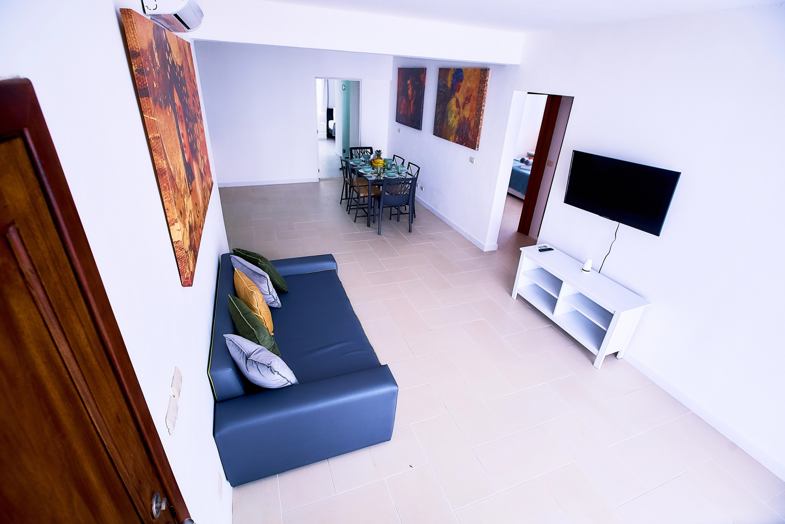 Апартаменты Unforgettable 3BR for rent – on Los Corales Beach
