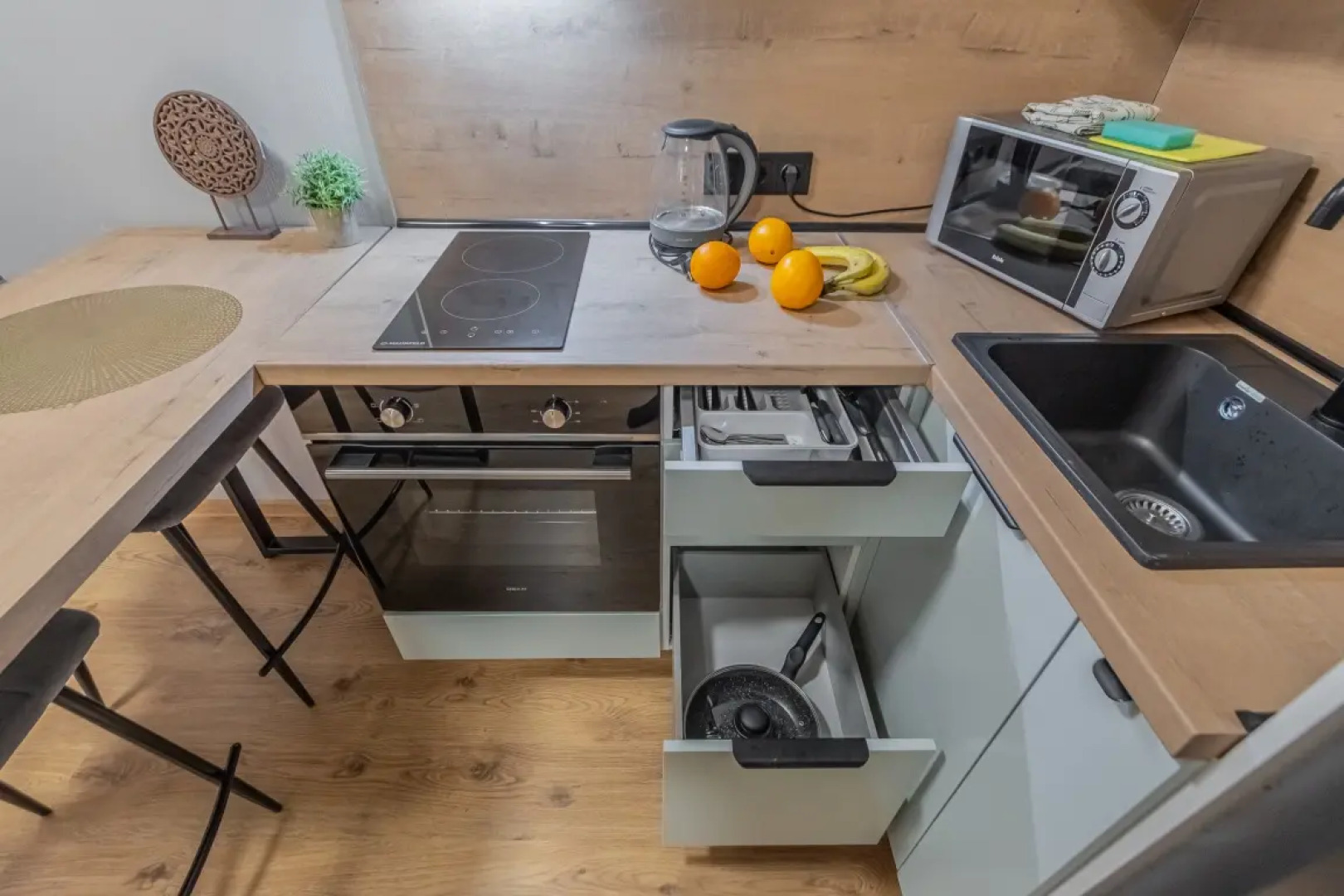 Апартаменты Люкс SalutApart 8