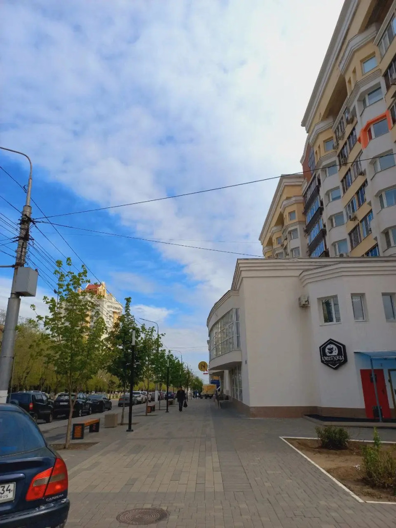 Квартира Просторная квартира с эркером в центре города-героя