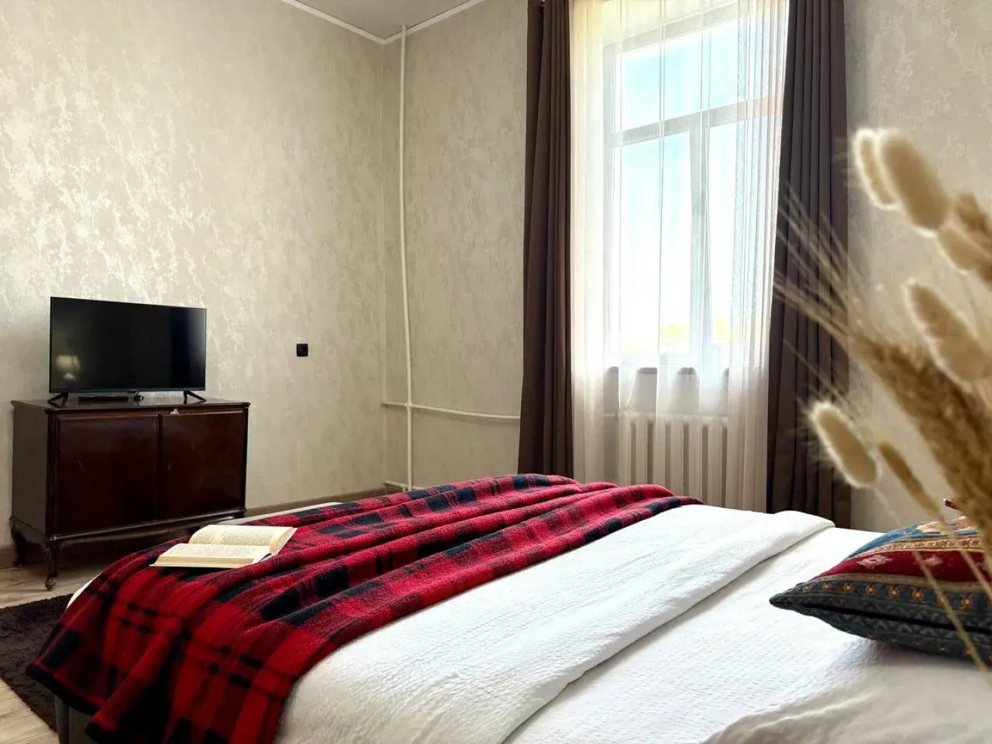 Апартаменты Сталинка на Первой Линии