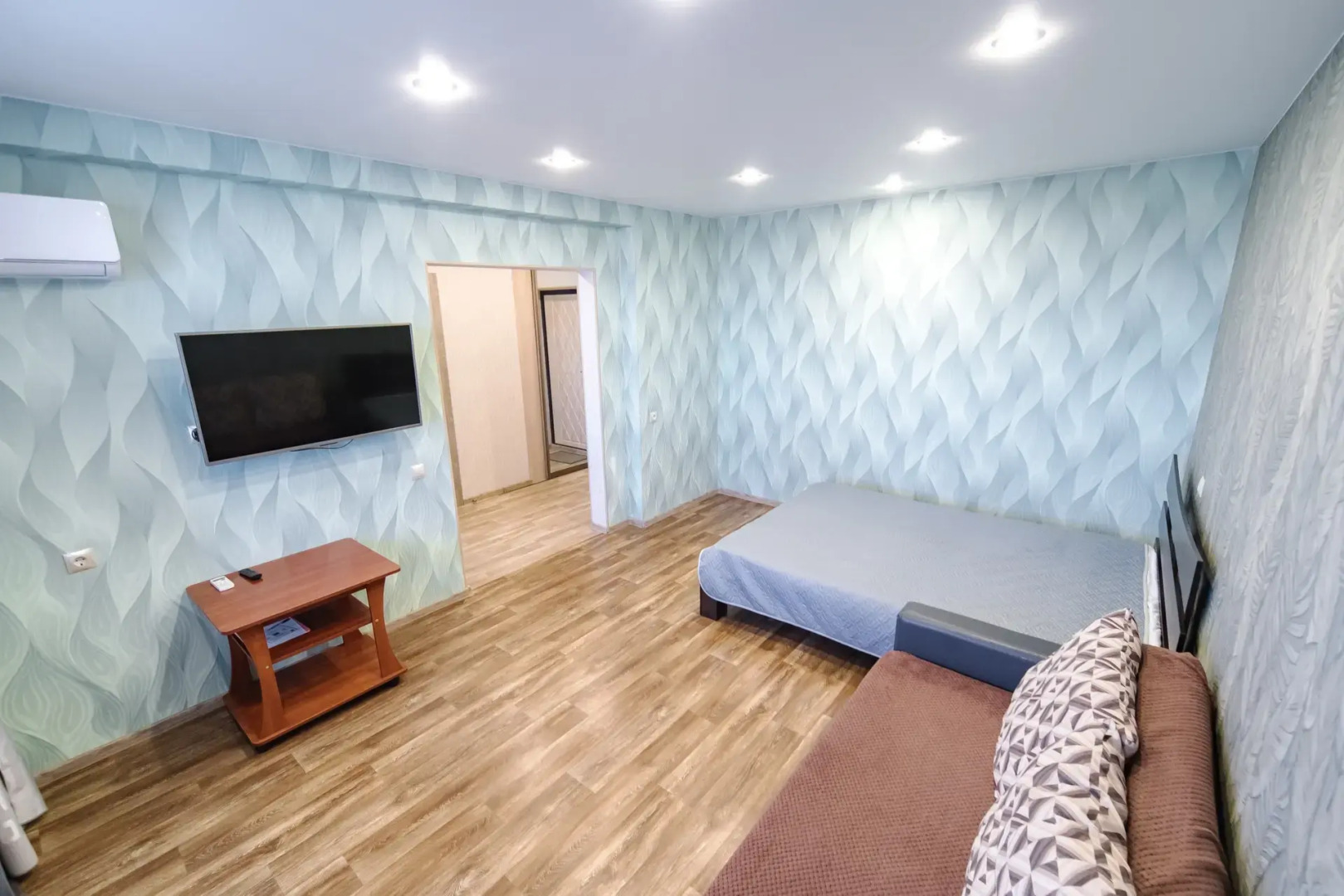 Квартира Зейская 220