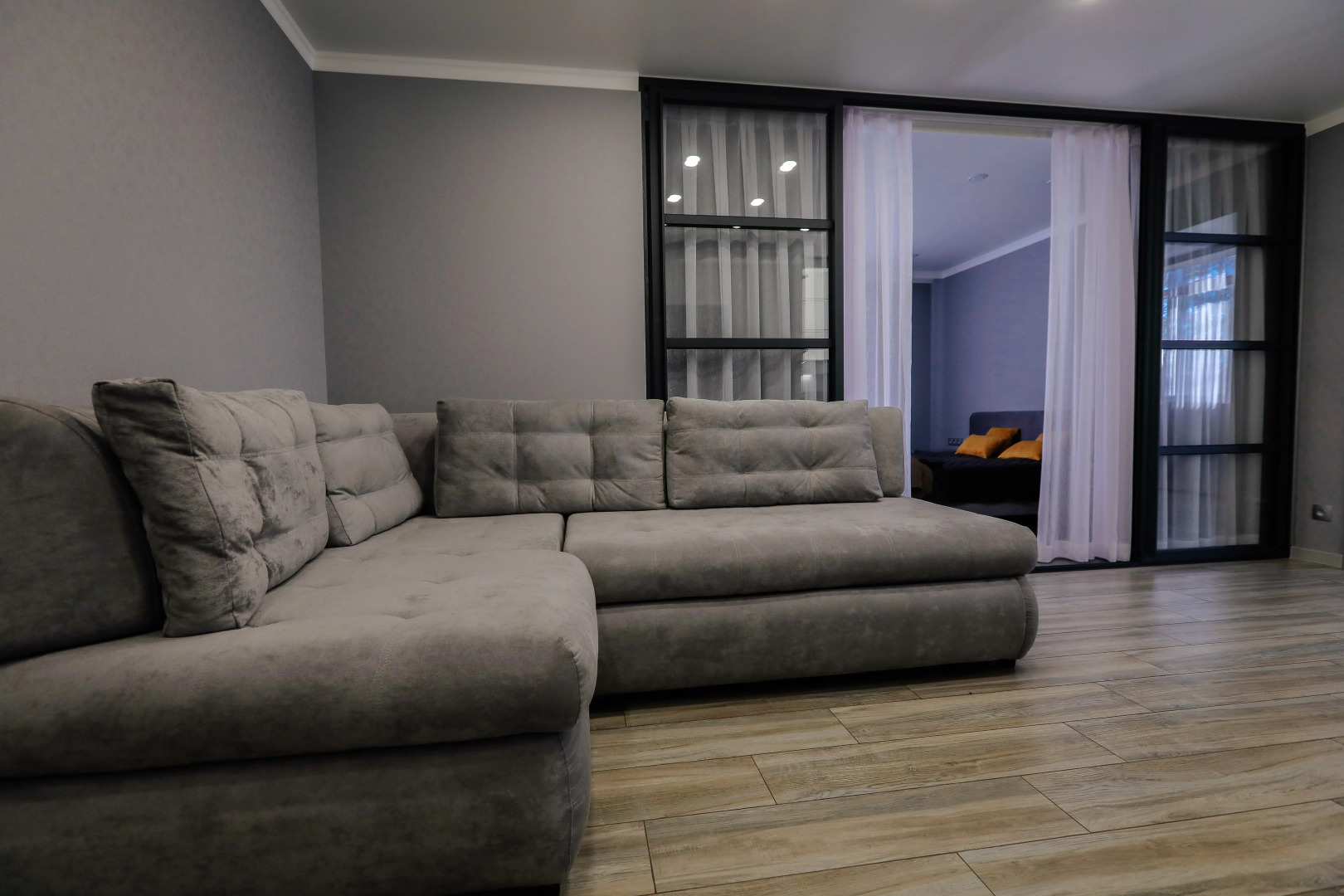 Апартаменты сети Аura в истoрическoм цeнтpe Владикавказа