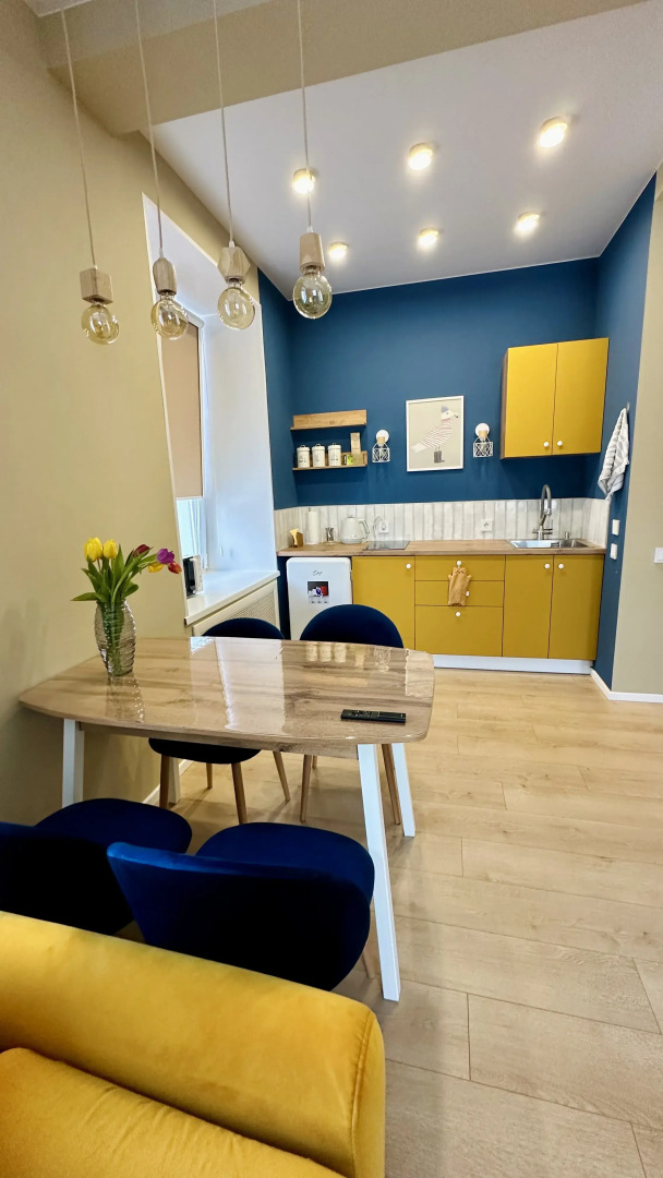 Квартира с новым ремонтом в центре города