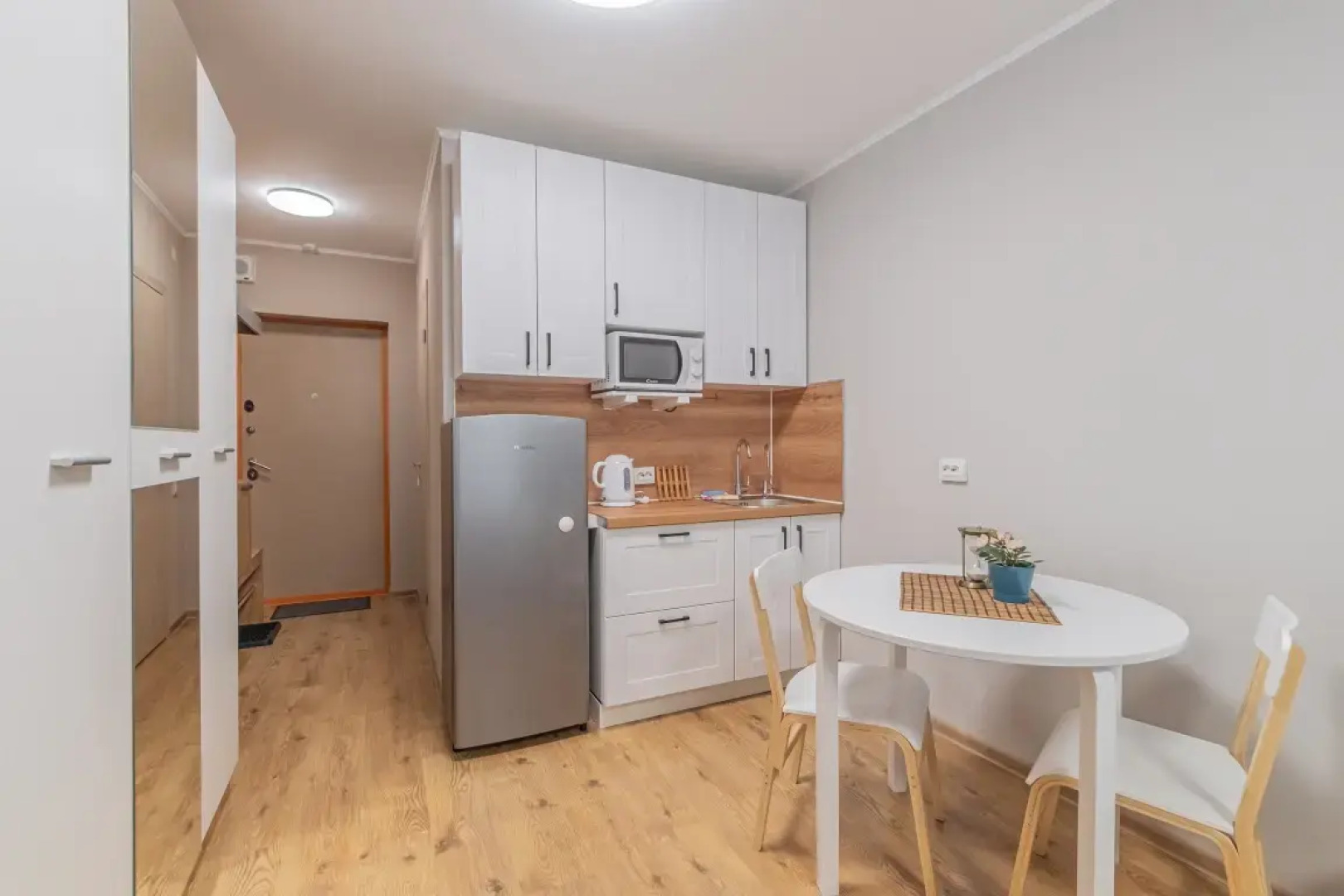 Апартаменты Полулюкс SalutApart 8