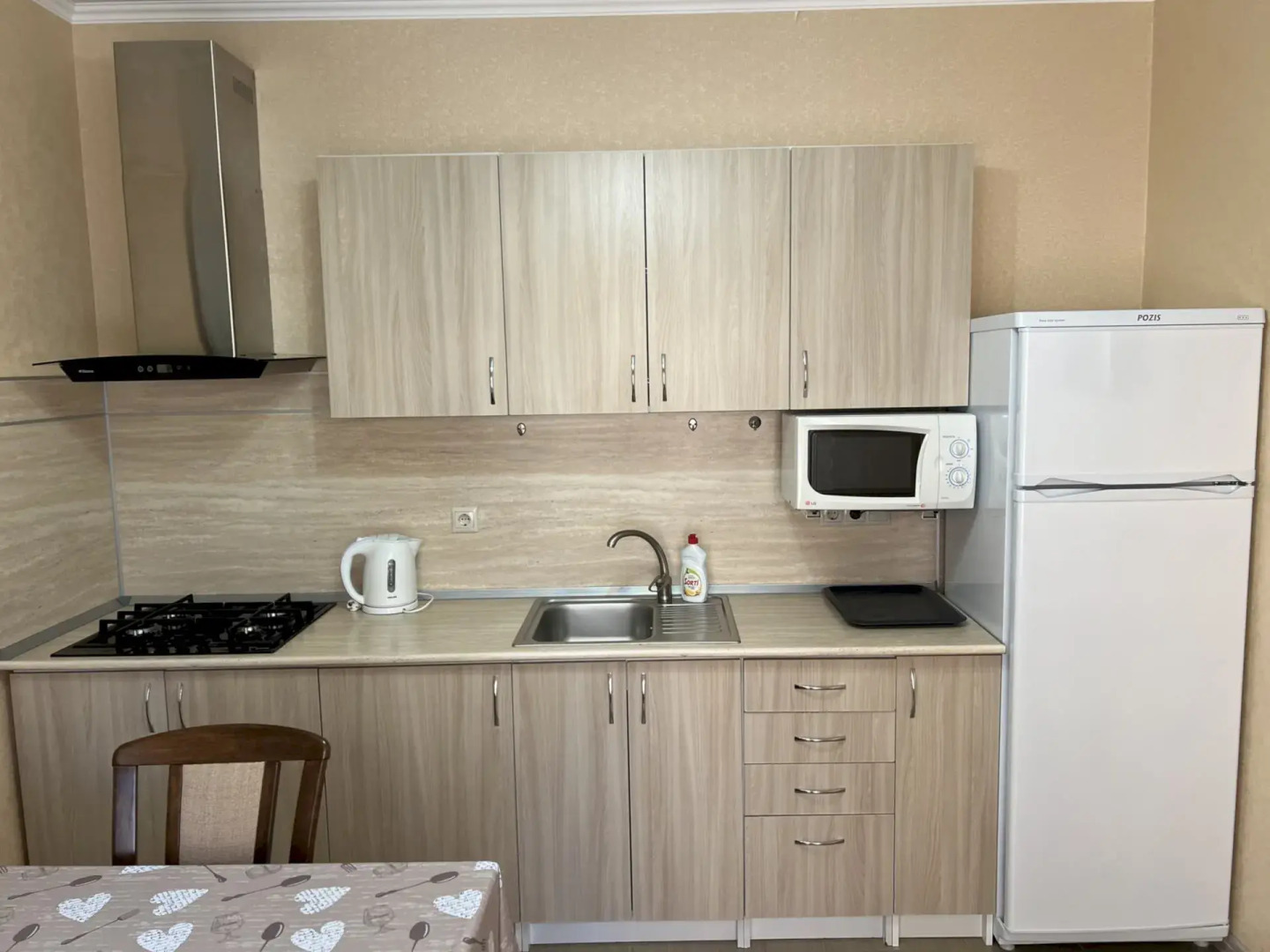 Частный Дом 120 2 Комнатный Этаж с Кухней