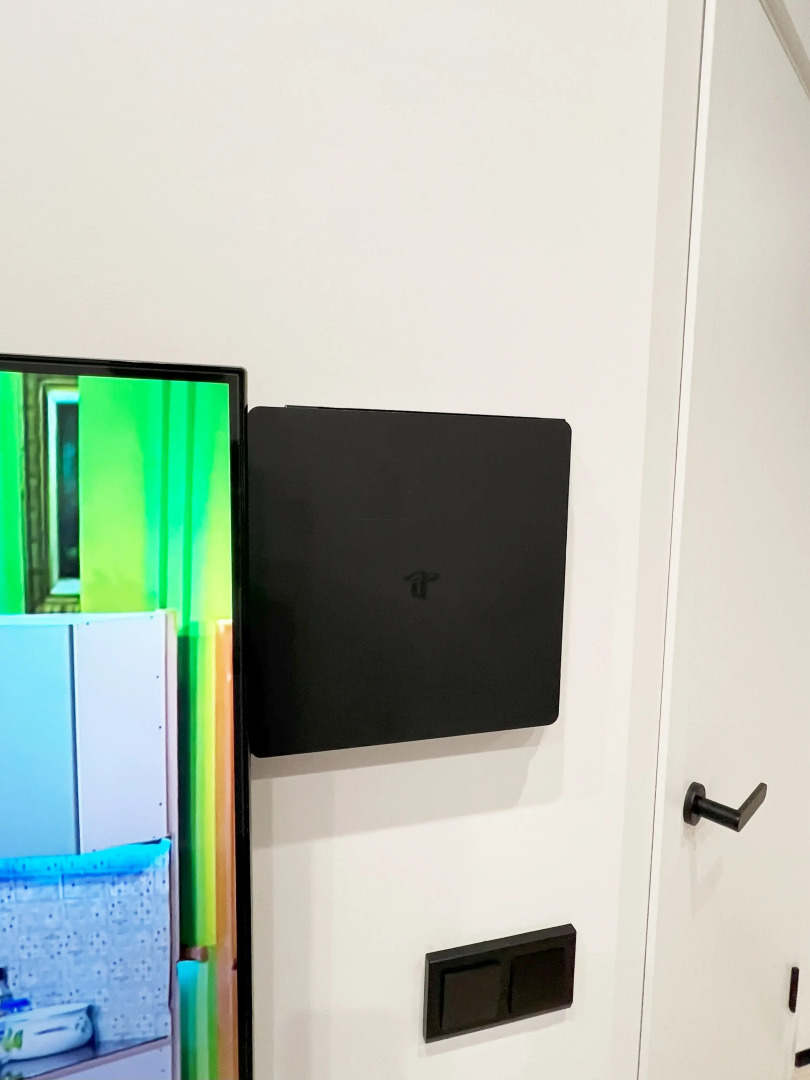 Квартира Джакузи Кино-проектор Игровая Приставка