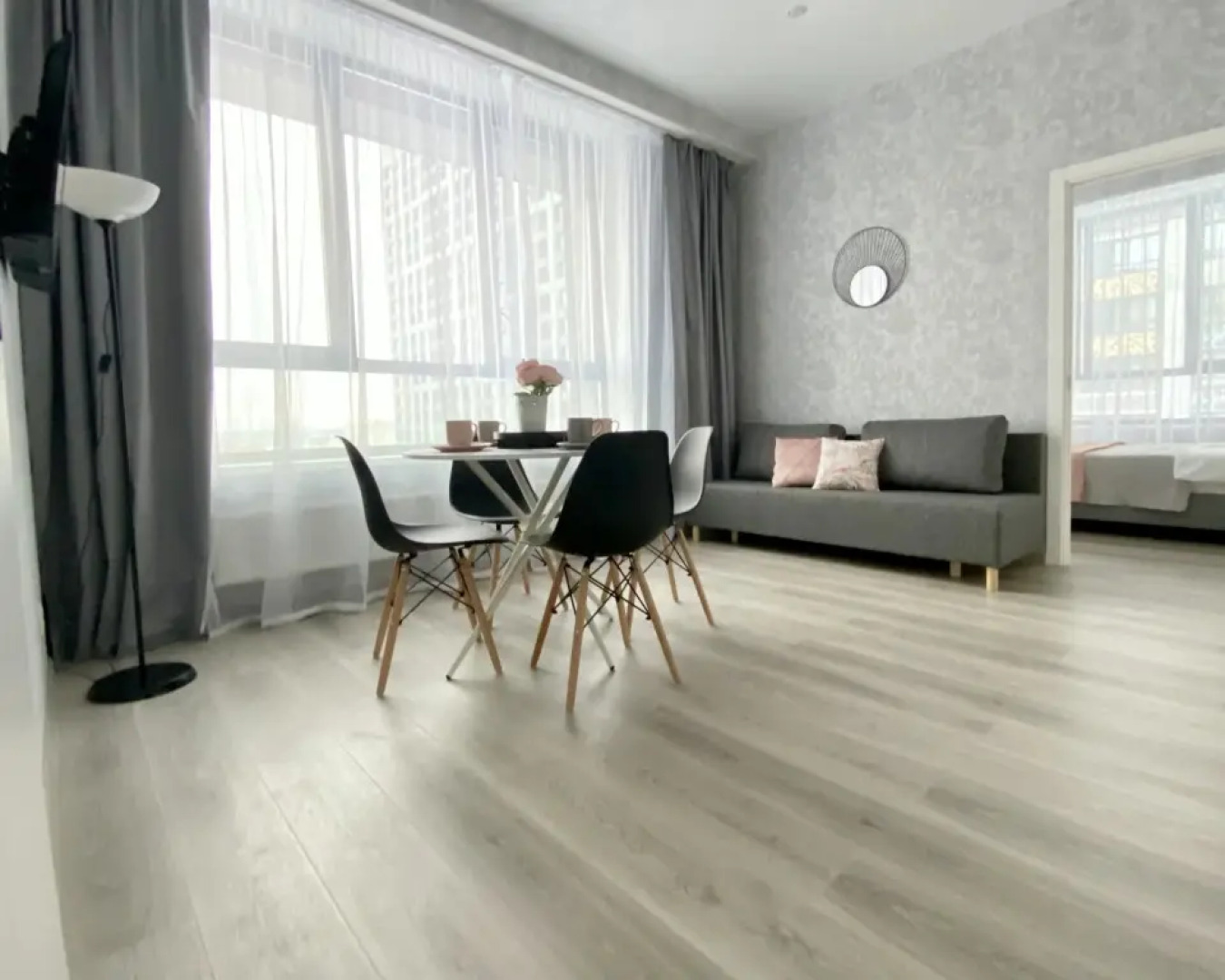 Апартаменты 4 Парка Пион