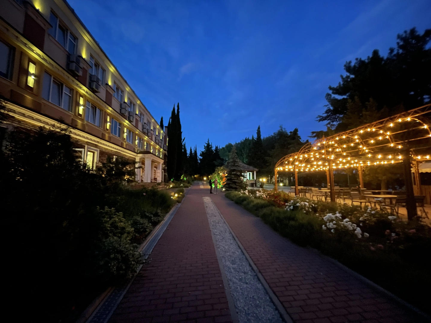 Отель Аквани