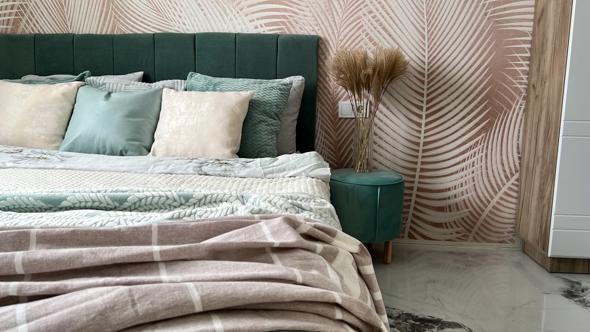 Апартаменты TatAparts Тимьян в центре у Кремля