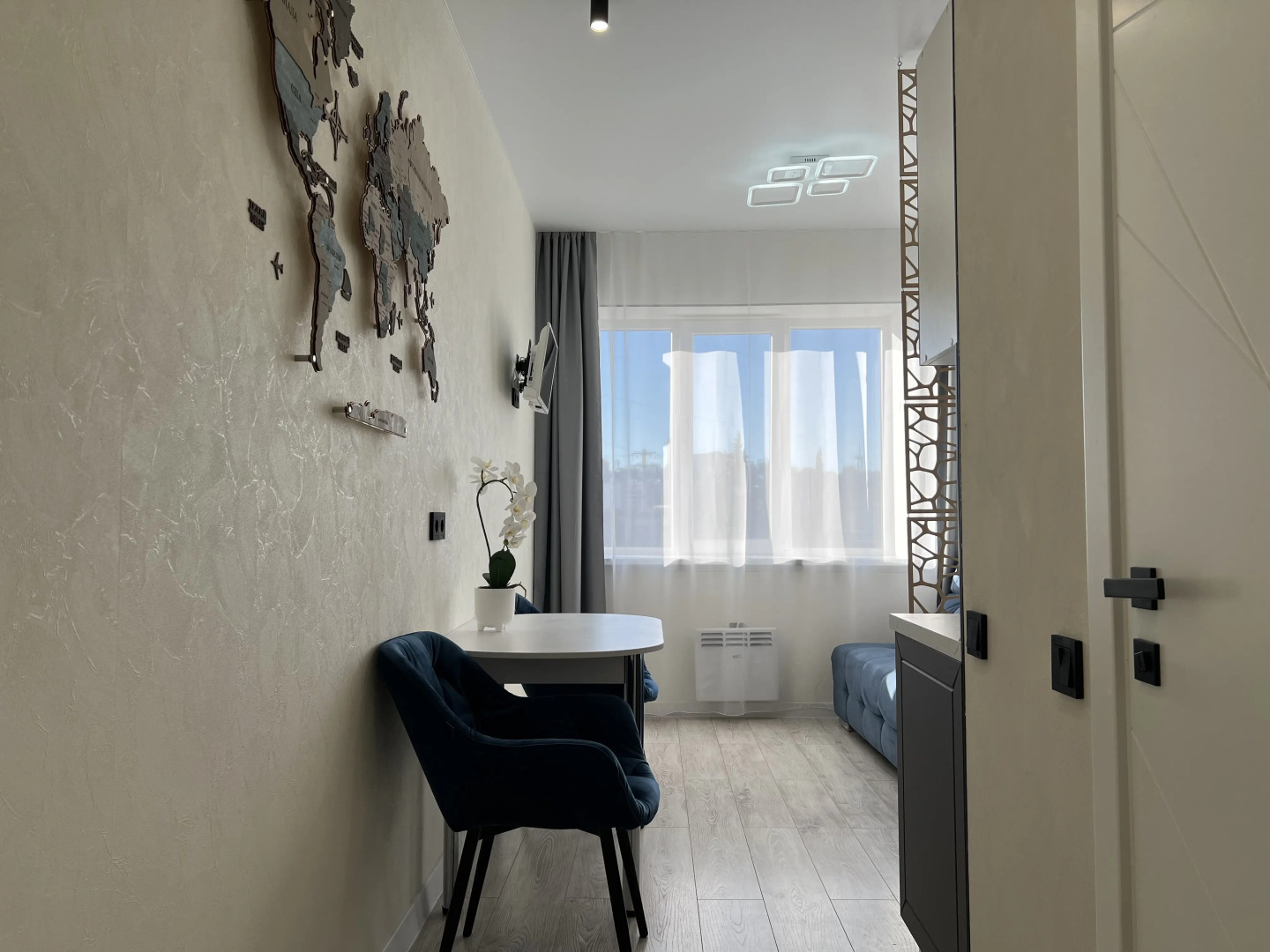 Апартаменты с Видом на Реку