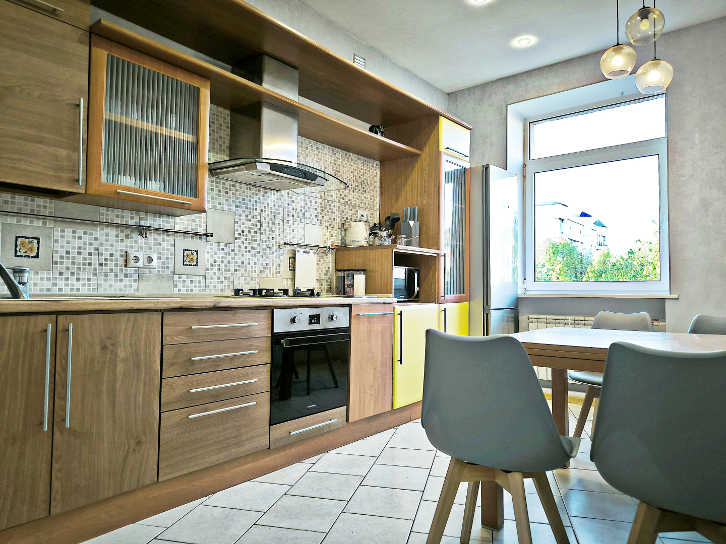 Апартаменты Центр Легендарный Дом под Шпилем | Огромная Трёшка