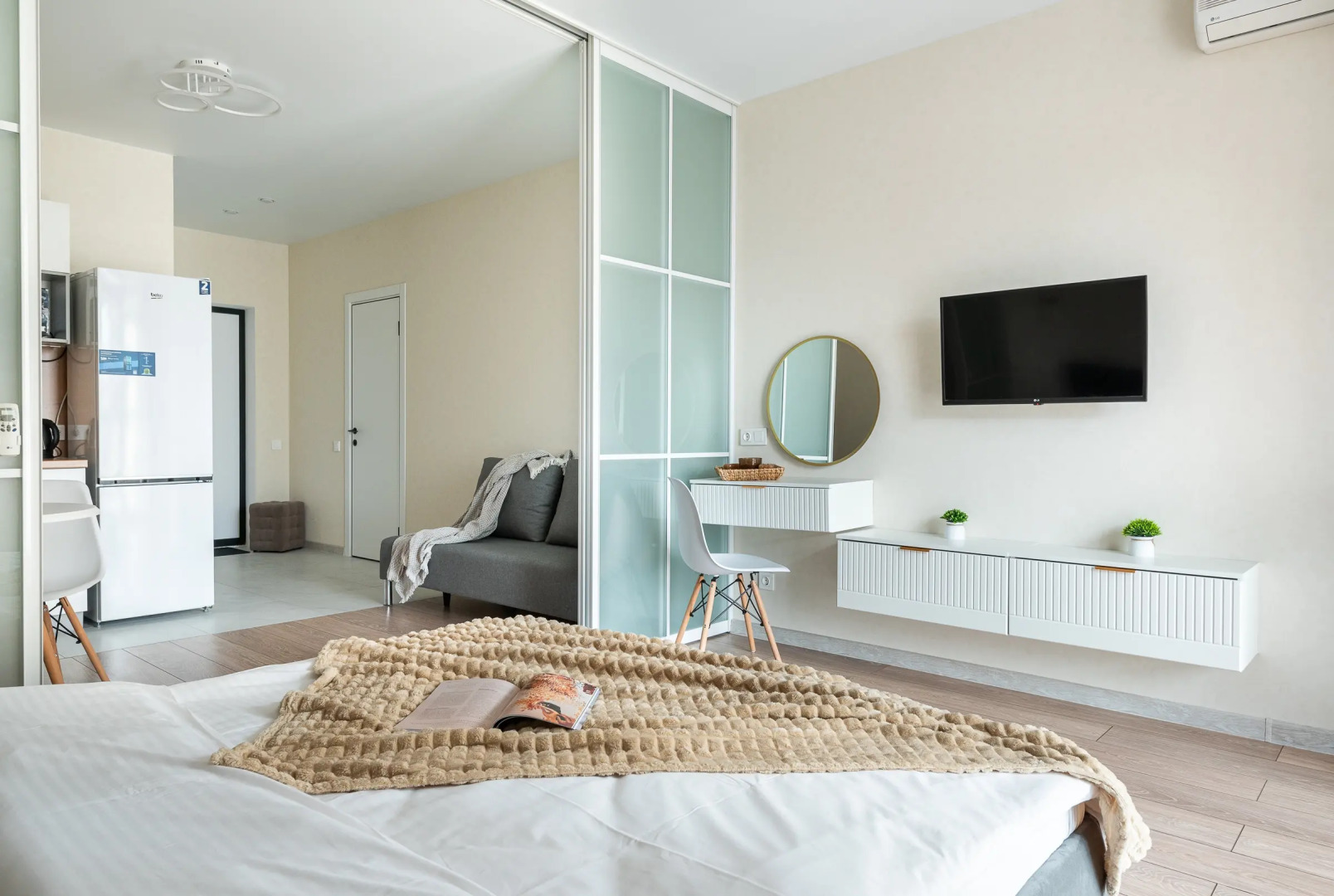 Квартира студия на сутки Парк Челюскинцев Кондиционер Wi-Fi Подходит для командировок и отдыха