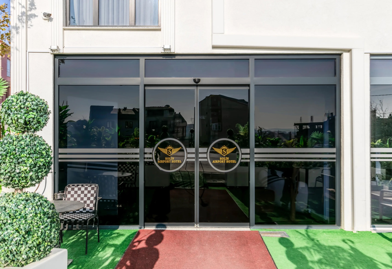 Отель Solin Airport Hotel