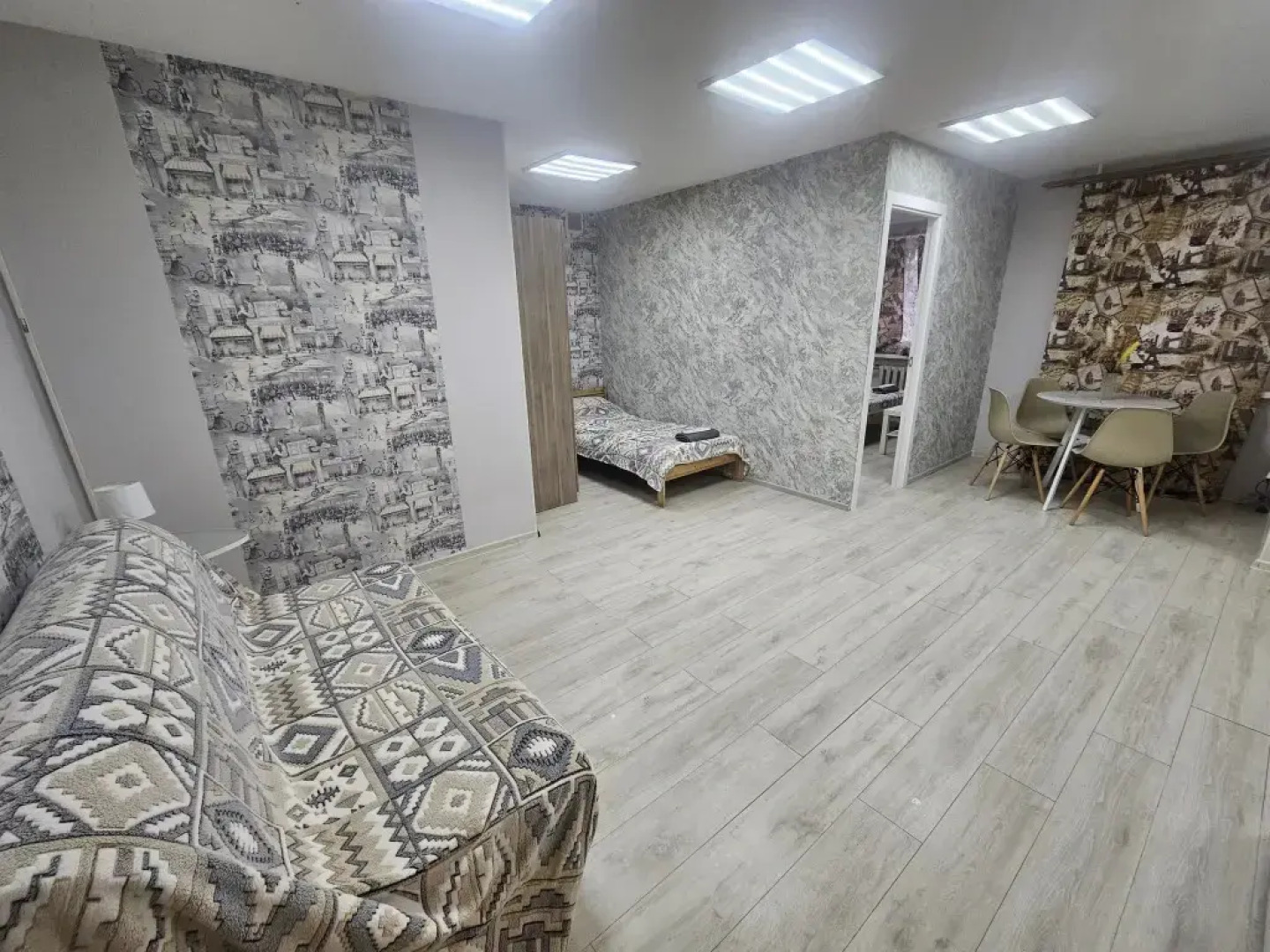 Апартаменты Двухкомнатные рядом с Парком Швейцария 1