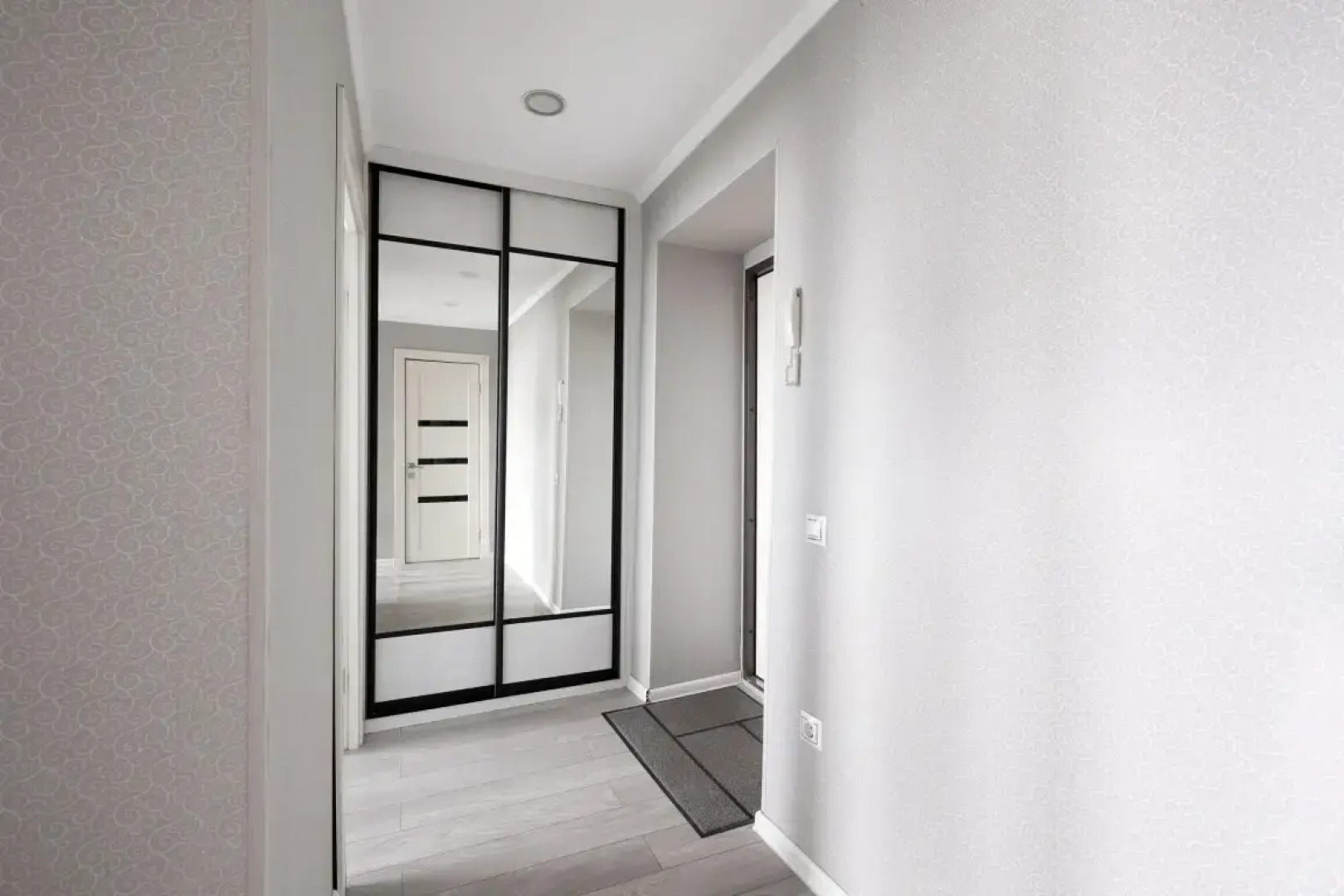 Апартаменты Пичугина 6 (10)