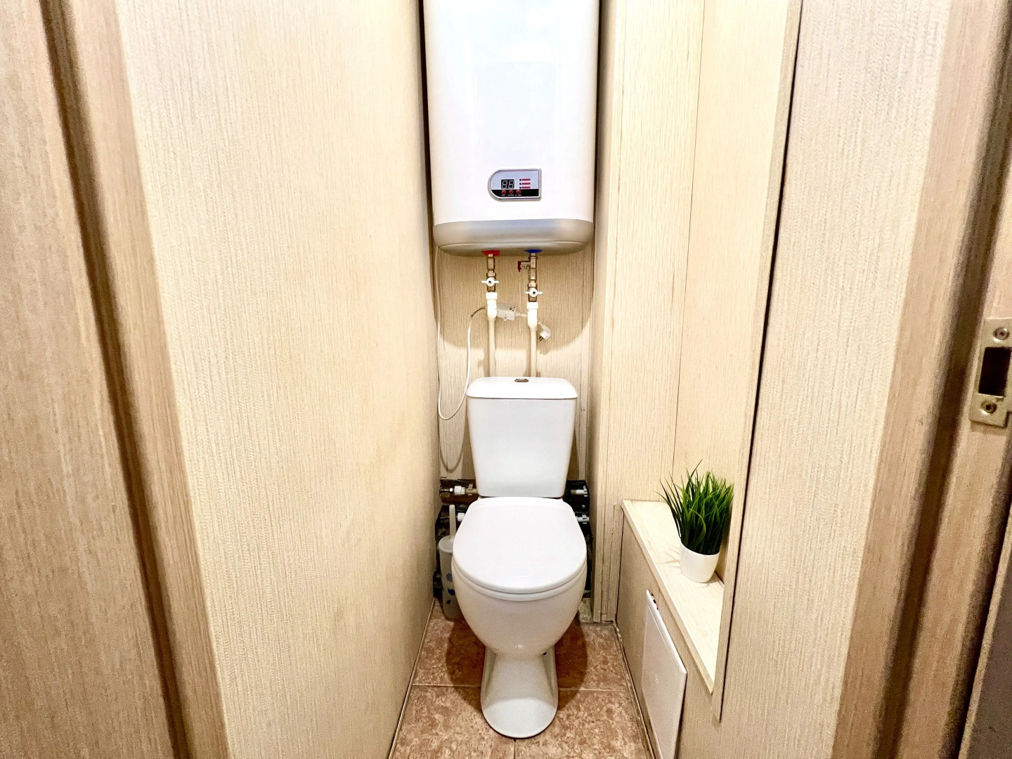 Апартаменты двухкомнатные (на Ново-Вокзальной 257А)